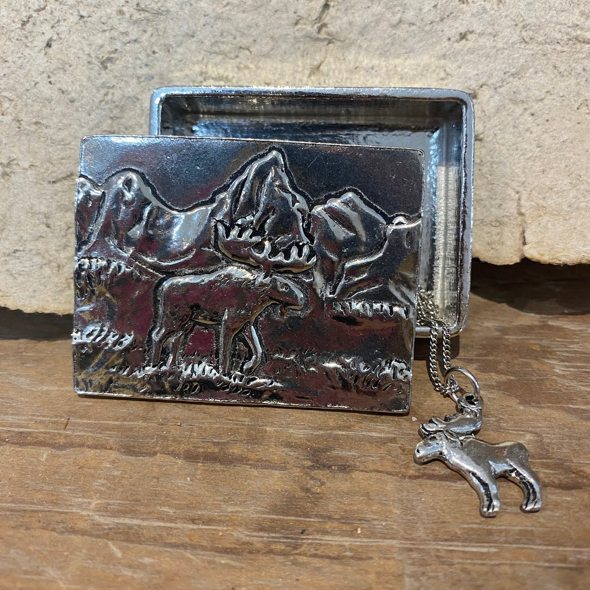 Necklace & Box (Moose)