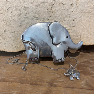 Necklace & Box (Elephant)