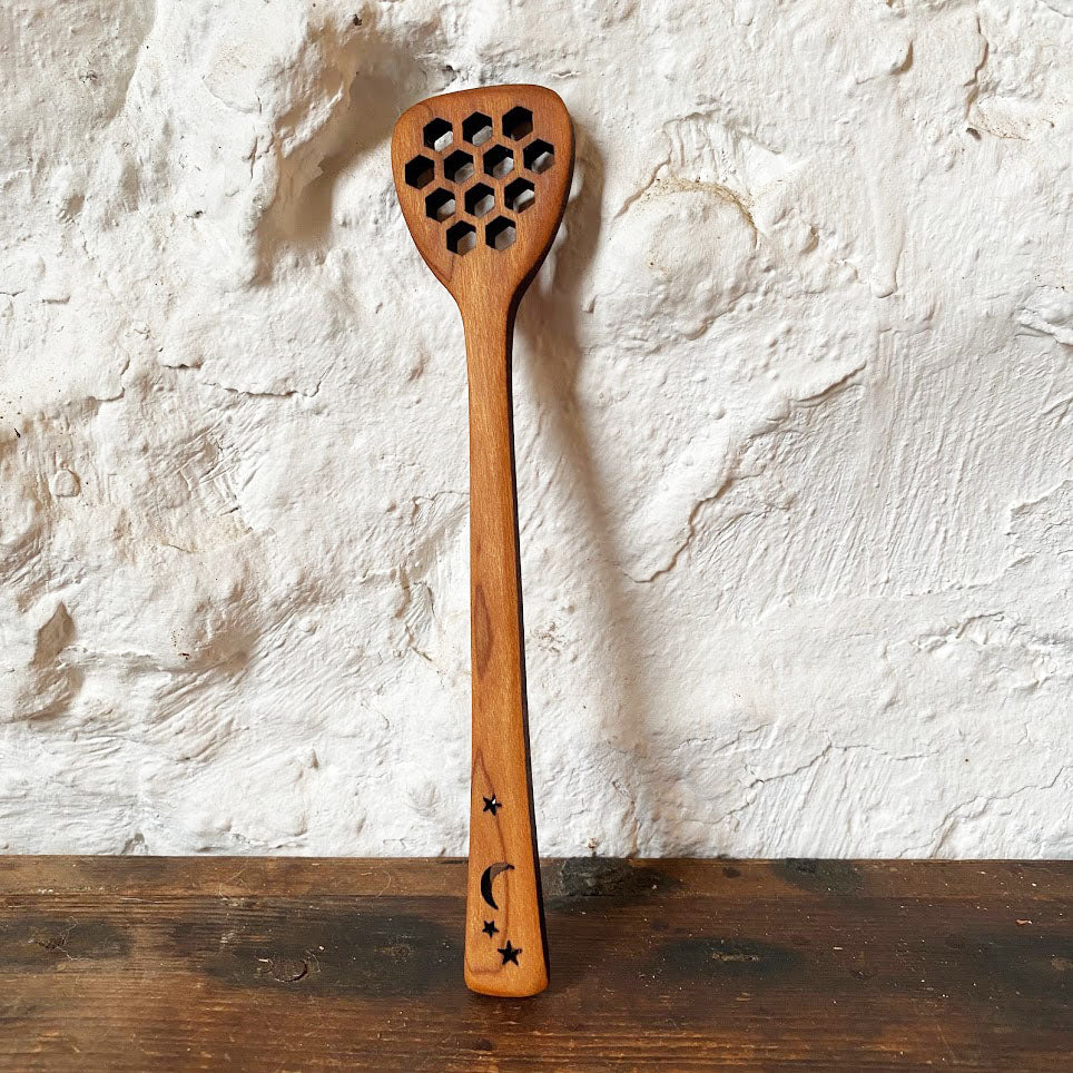Beehive Hand Cast Pewter Measuring Spoons – Los Poblanos Farm Shop